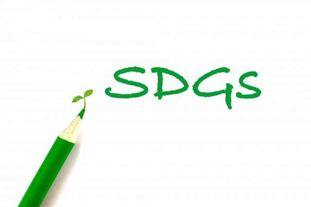 SDGsと産業廃棄物処理との関係性は？目標12の詳細や国内での取り組み事例を紹介